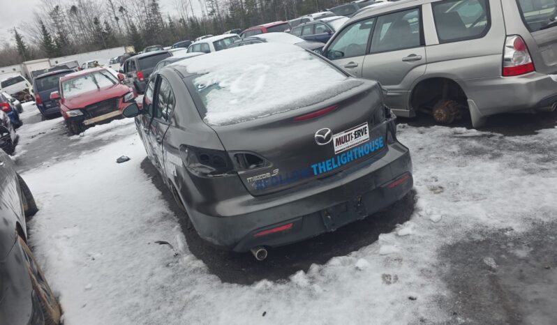
								2011 Mazda 3 Automatic FWD full									