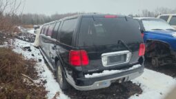 
										2004 Lincoln Navigator Automatic 4WD Limousine full									