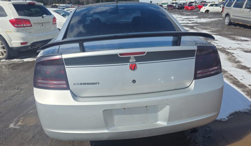 
								2008 Dodge Charger Automatic RWD Sedan full									