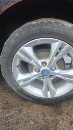 
										2013 Ford Focus Automatic FWD Hatchback full									
