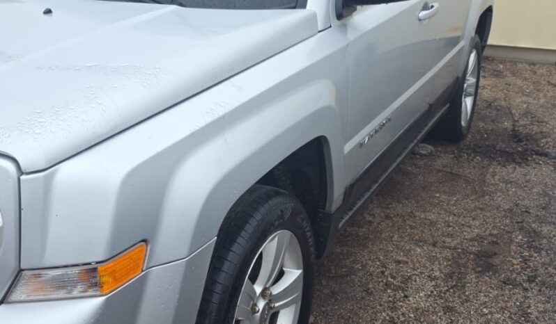
								2011 Jeep Patriot Automatic FWD SUV full									