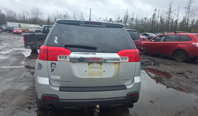 
								2013 GMC Terrain Automatic AWD MPV full									