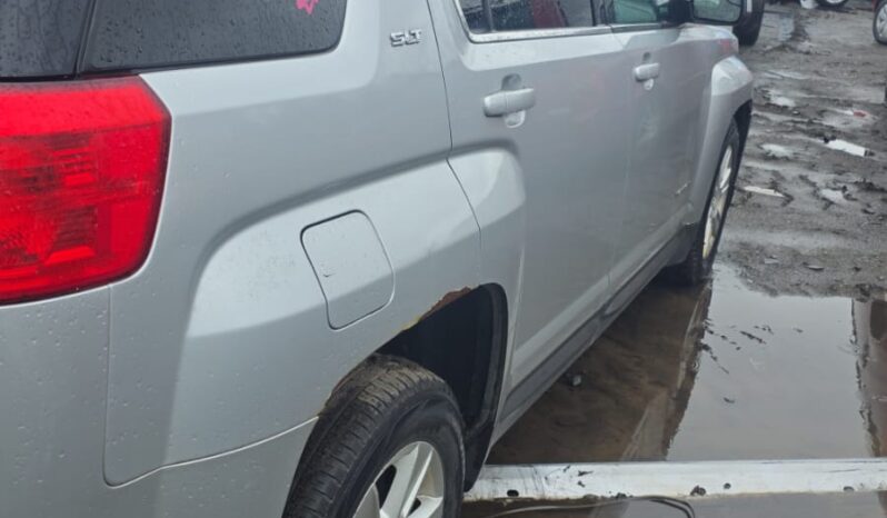
								2013 GMC Terrain Automatic AWD MPV full									