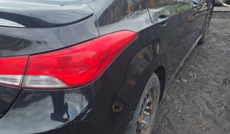 
								2012 Hyundai Elantra UNKNOWN FWD Sedan full									